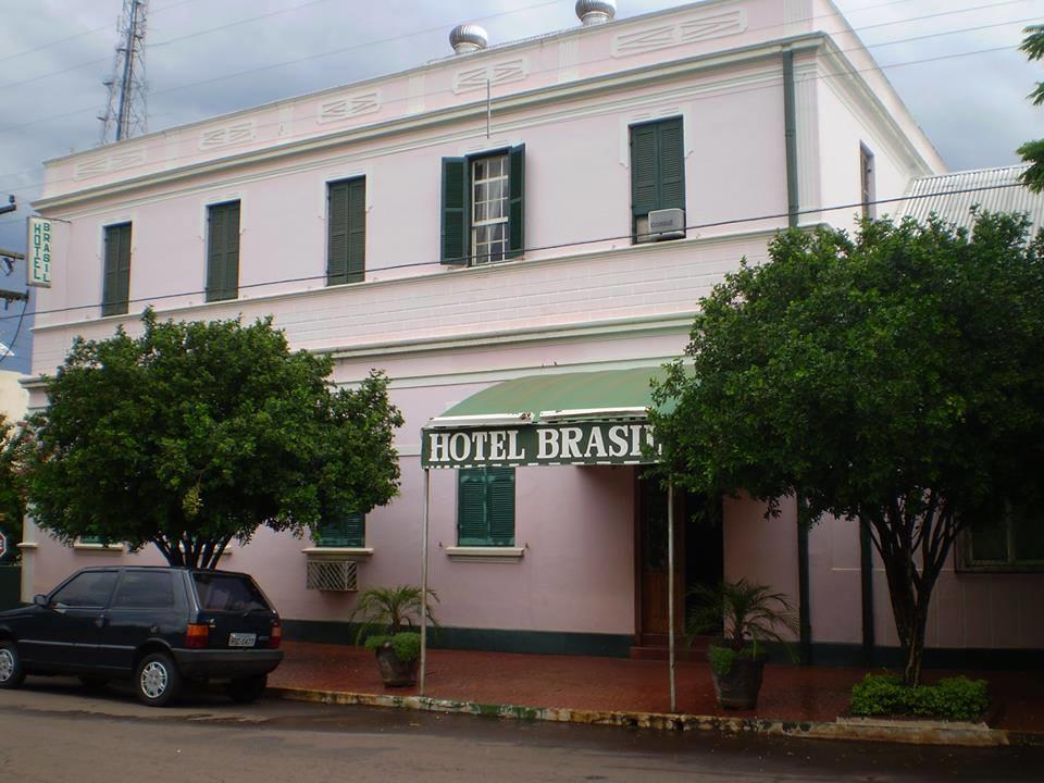 Hotel Brasil Cerro Largo Exterior foto